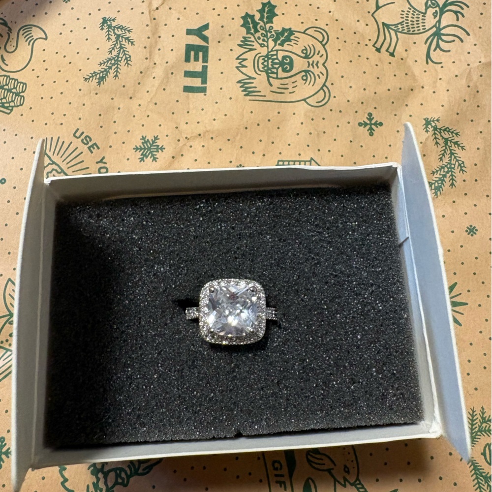 Lia Sopia Ring